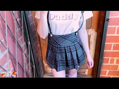 ❤️ Pelajar sekolah Menghisap batangnya dalam-dalam dan meniduri bukannya kelas. Video seks pada ms.credit-assorti.ru