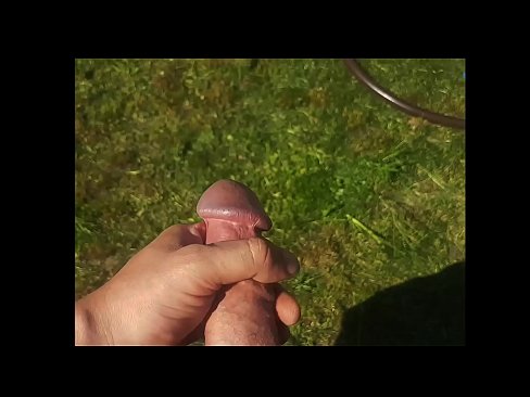 ❤️ Hot hottie mendapat dia merah jambu pussy fucked dan air mani dengan muncrat di taman musim panas Video seks pada ms.credit-assorti.ru