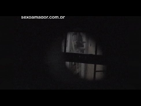 ❤️ Blondie dirakam video secara rahsia oleh intip kawasan kejiranan yang tersembunyi di sebalik batu bata kosong Video seks pada ms.credit-assorti.ru